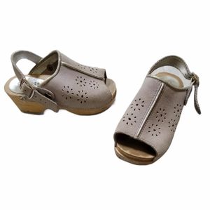Sanita Sandals